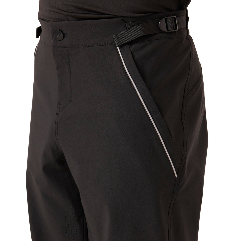 Shred Bike Short - Black