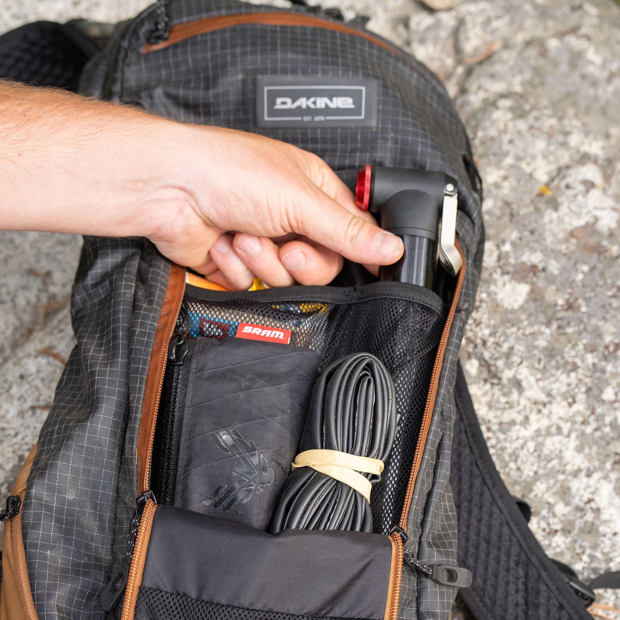 Seeker Backpack 10L - Black/Rubber