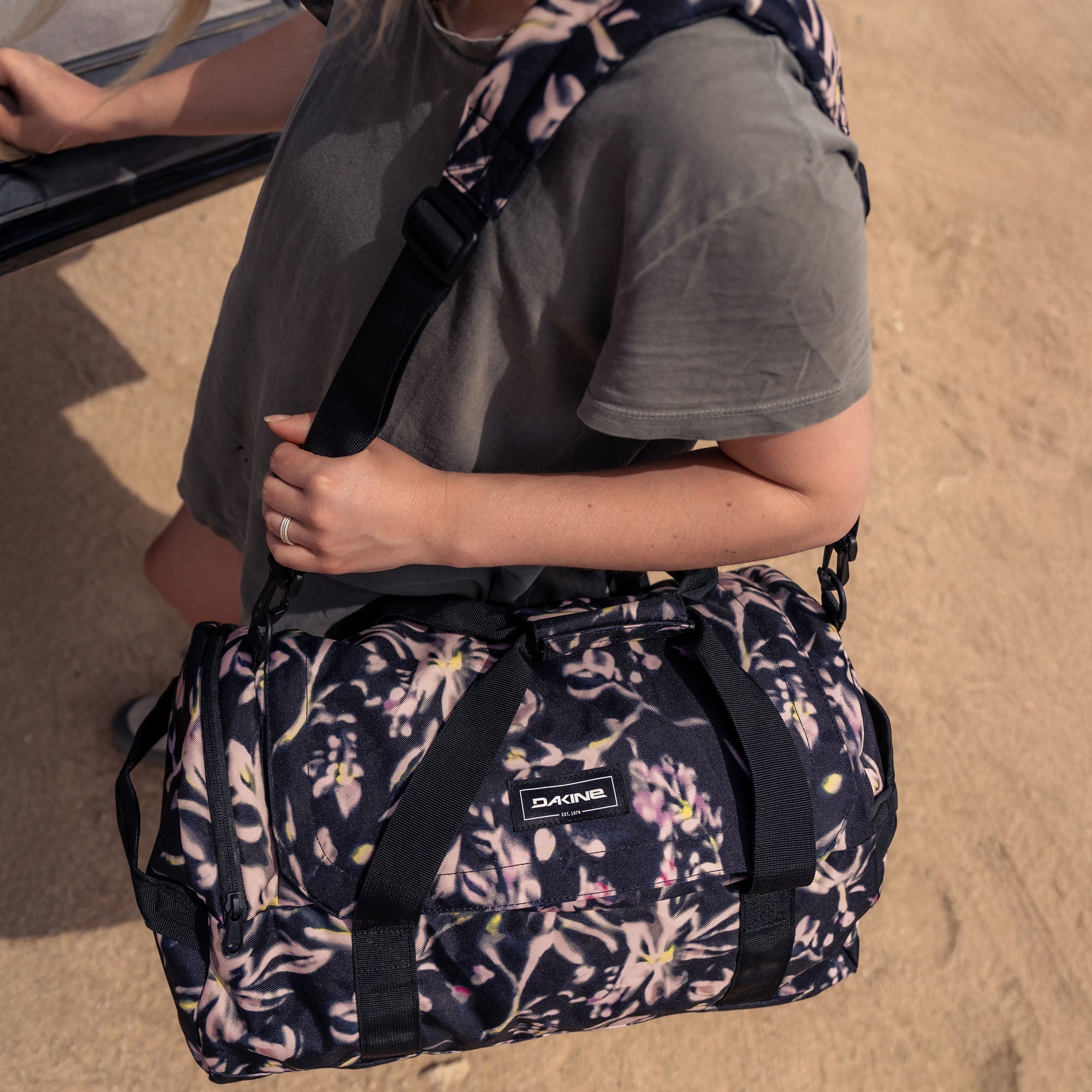 EQ Duffle 35L - Black