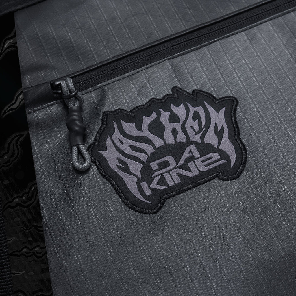 Daylight DLX Surfboard Bag Thruster X Mayhem - Mayhem Black