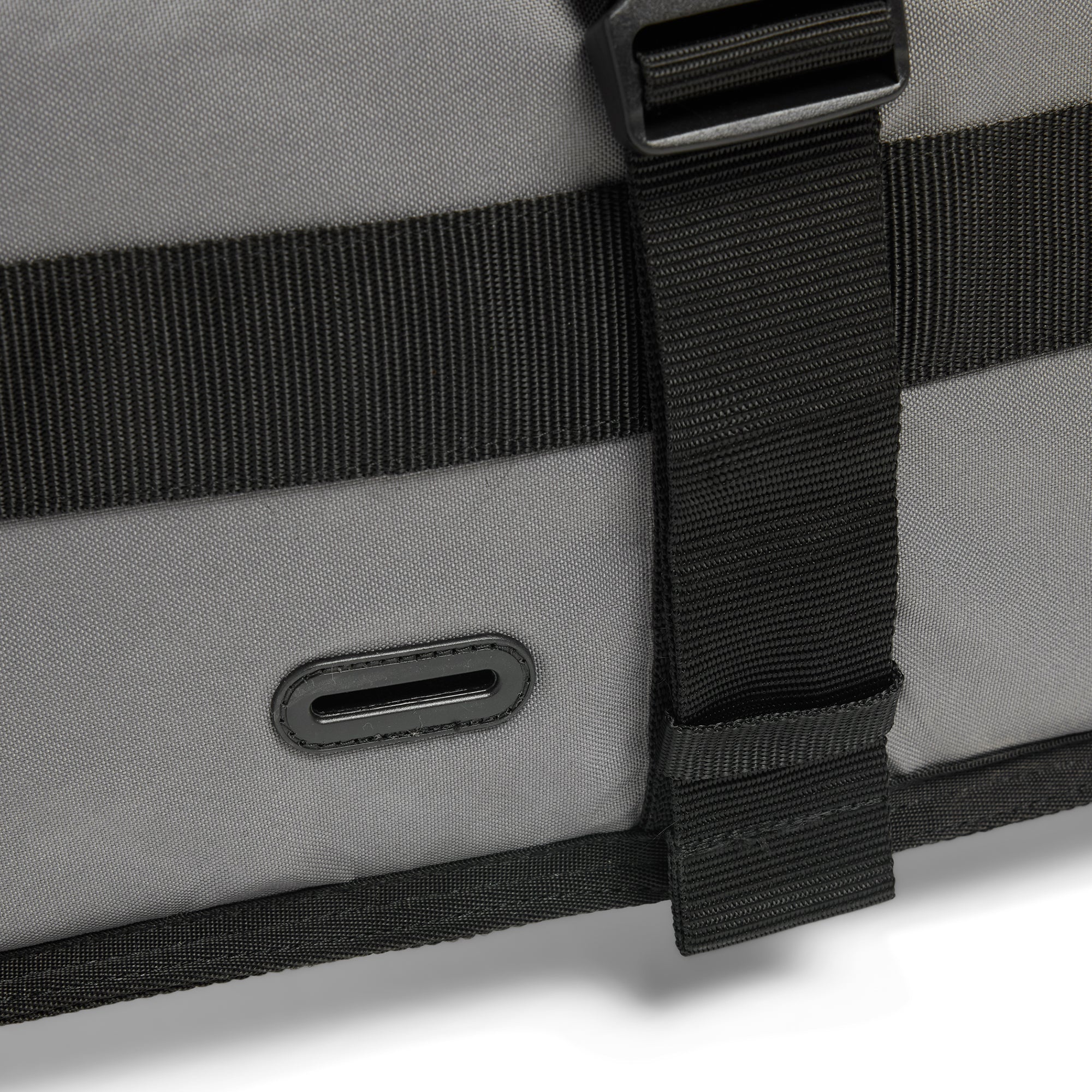 Regulator Triple Surfboard Bag - Castlerock/Stone