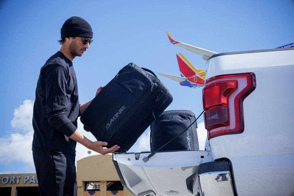 Split Carry On Roller Bag 42L+ - Black
